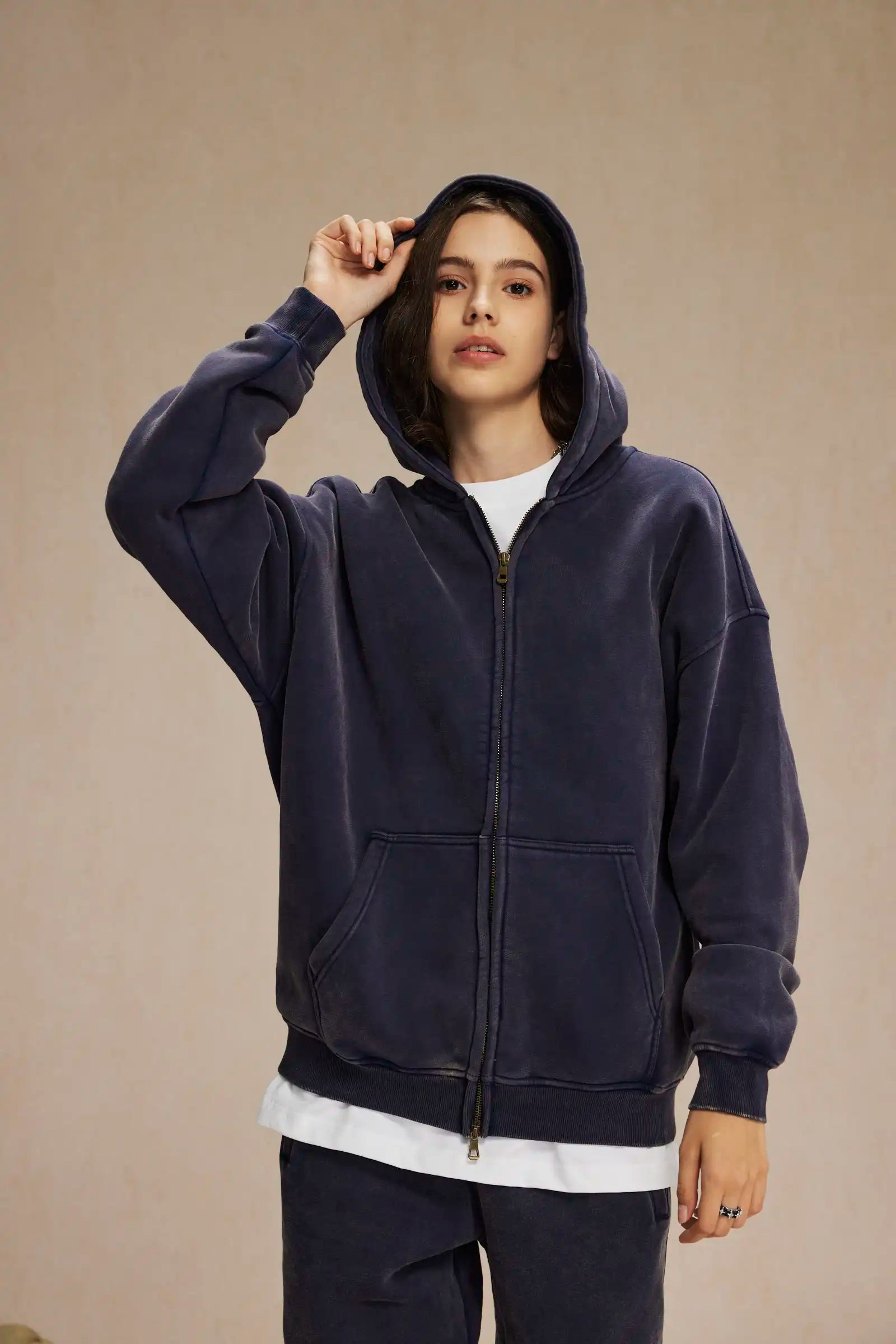 Men And Women: Autumn And Winter Zippered Hoodie