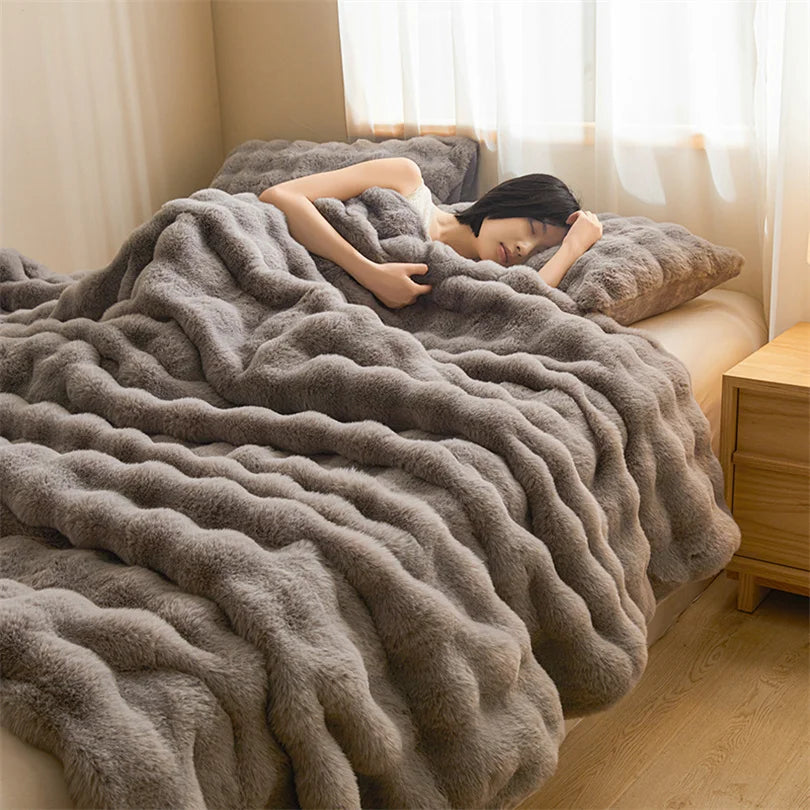 Ultra Soft Luxury Flffy Faux Rabbit Fur Blanket, Thick Winter Warm Throw Blankets, Plush Cozy Bubble Fleece Blankets Home Decor