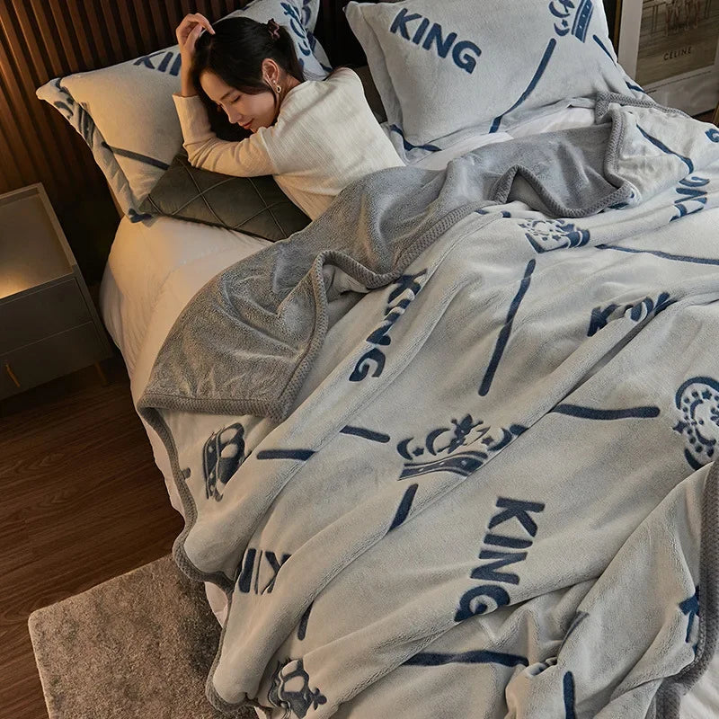 Luxurious Faux Rabbit Fur Throw Blanket Simple Fashionable Solid Color Light Luxury Soft Warm Winter Blanket with Heat Retention