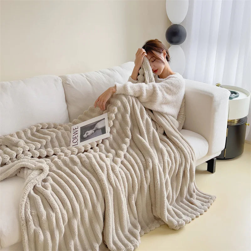Light luxury Solid Color Multifunctional Rabbit Velvet Blanket Winter Thick Warm Flannel Blanket