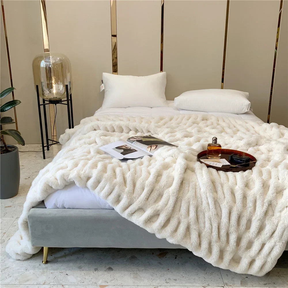 Luxury Winter Faux Rabbit Fur Blanket Soft Thicker Warmth Sofa Throw Blanket High Grade Home Comfortable Warm Blankets for Beds