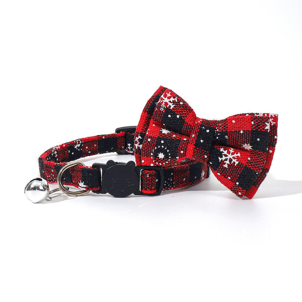 Festive Christmas Cat Collar – Adjustable Bow Tie with Bell, Snowflake Design, Holiday Pet Accessory