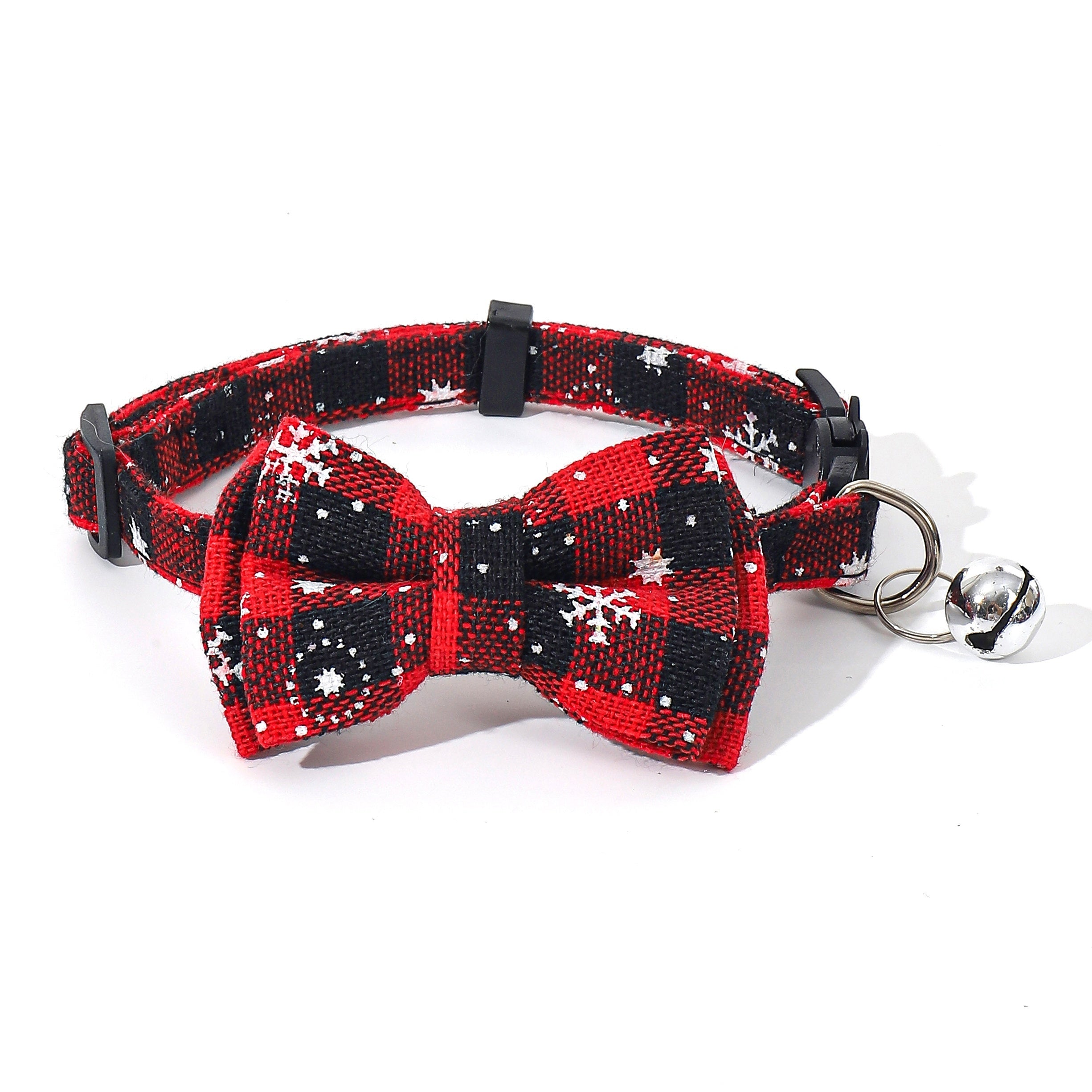 Festive Christmas Cat Collar – Adjustable Bow Tie with Bell, Snowflake Design, Holiday Pet Accessory